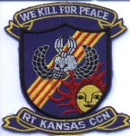 We- Kill-for-Peace-Vase Militar-Mo